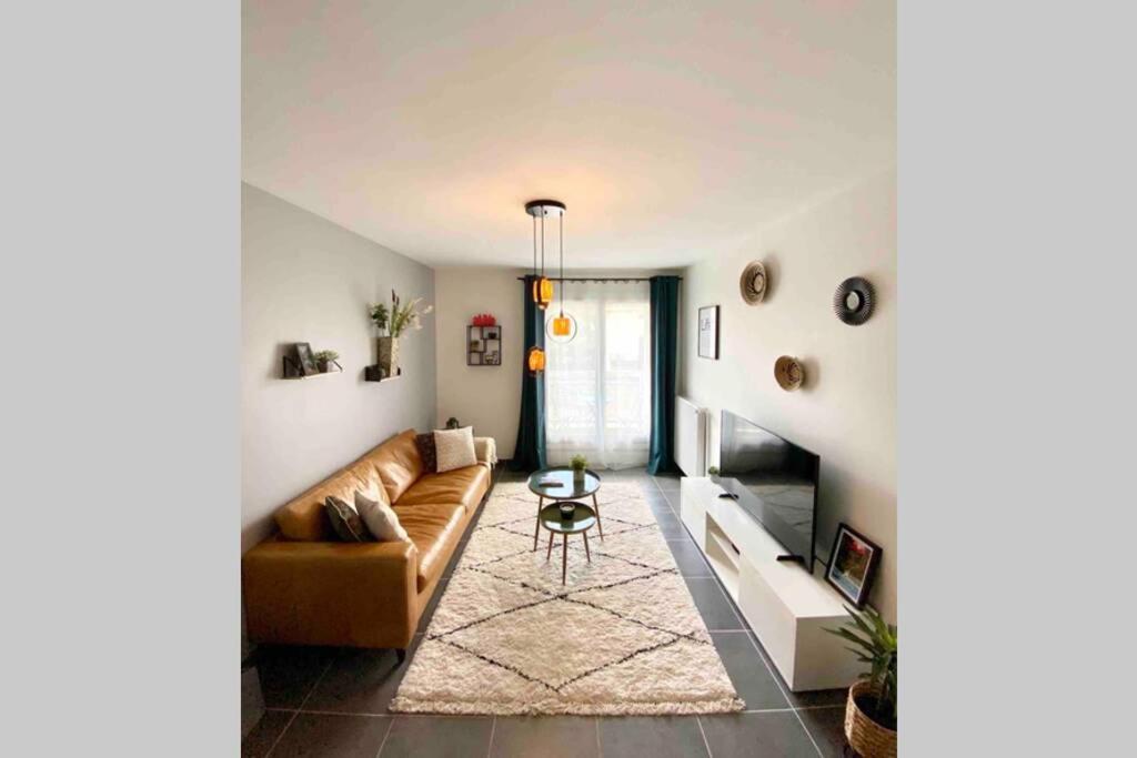 Apartamento Le Continental Beau T2 Plein Centre + Parking Annecy Exterior foto